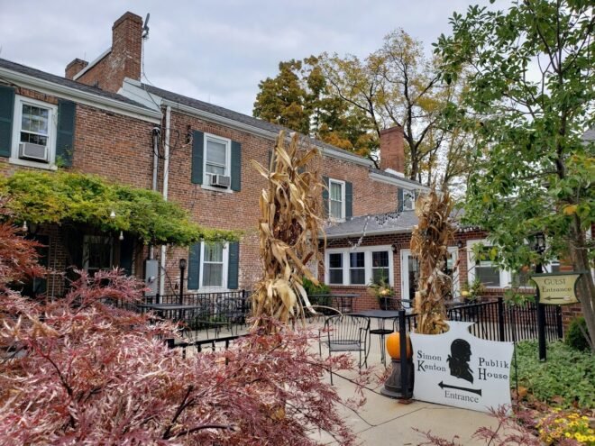 Bed and Breakfast in Springfield Simon Kenton Inn