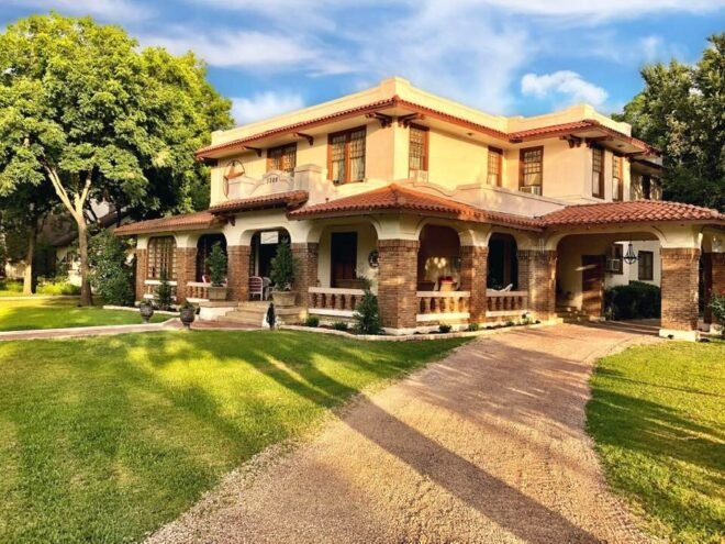 Bed and Breakfast in Gainesville The Lancaster Manor Bed and Breakfast