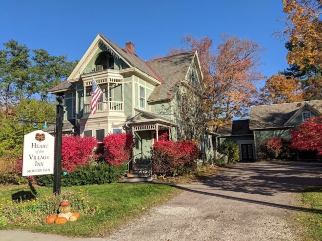 Bed and Breakfast in Shelburne Heart of the Village Inn, Modern Vermont Bed & Breakfast