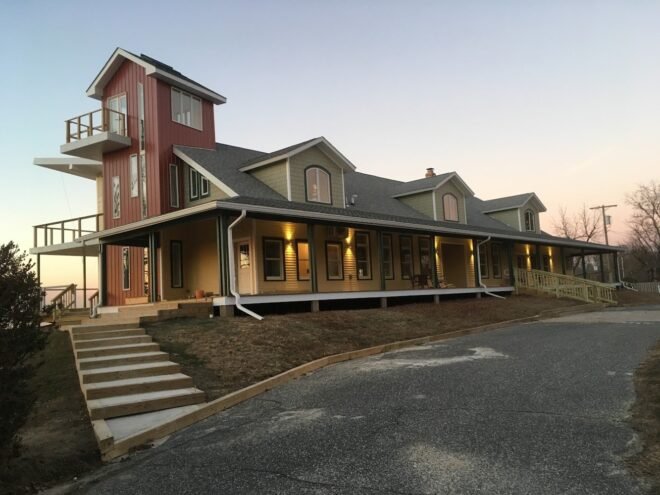 Bed and Breakfast in Salem Salem River Inn