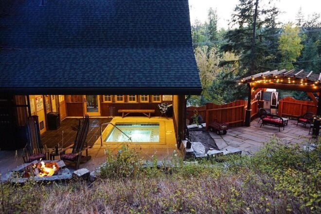 Bed and Breakfast in Whitefish Hidden Moose Lodge