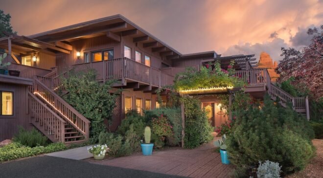 Bed and Breakfast in Sedona Sedona Views Bed & Breakfast and Luxury Creekside Cabins