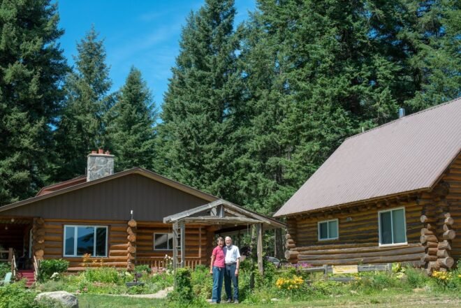 Bed and Breakfast in Athol Cedar Mountain Farm Bed and Breakfast and RV Sites