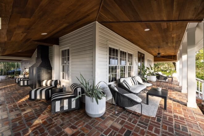 Bed and Breakfast in New Smyrna Beach Victoria 1883