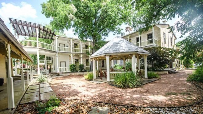 Bed and Breakfast in Comfort Hotel Giles