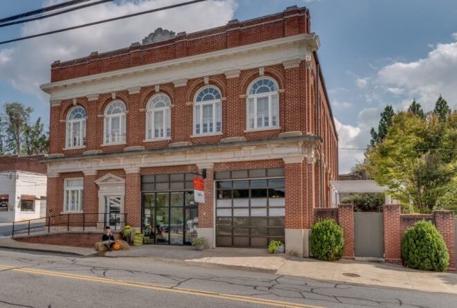 Bed and Breakfast in Rutherfordton Firehouse Inn