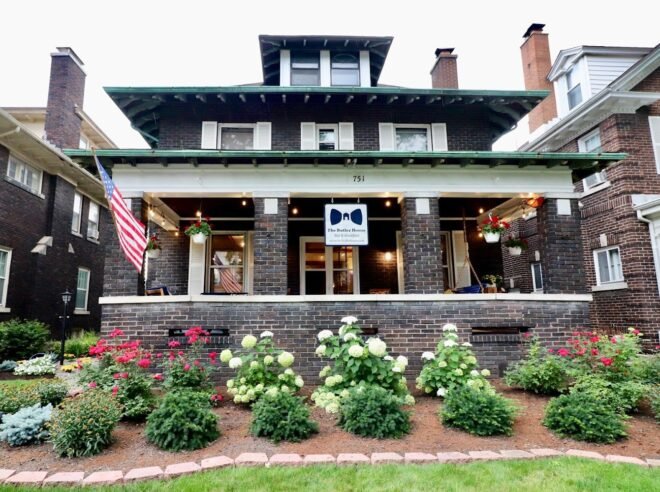 Bed and Breakfast in Niagara Falls The Butler House Bed & Breakfast