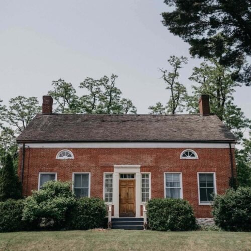 Bed and Breakfast in Stone Ridge ElmRock Inn