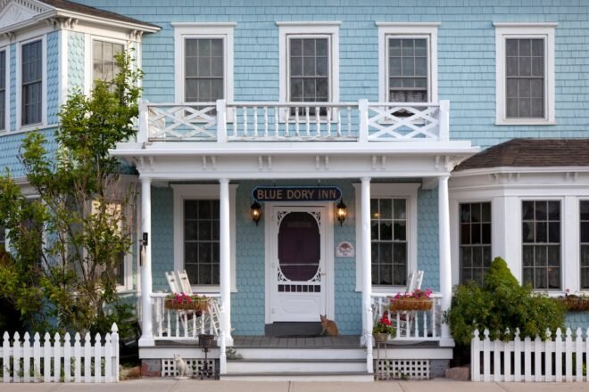 Bed and Breakfast in New Shoreham Blue Dory Inn