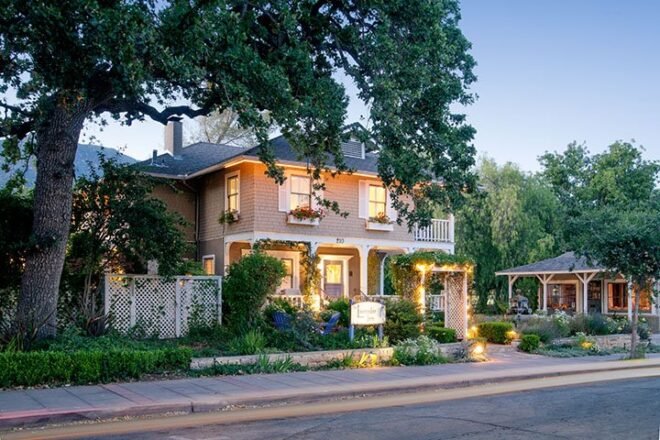 Bed and Breakfast in Ojai Lavender Inn