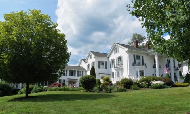 Bed and Breakfast in Montrose The Rosemont Inn Bed & Breakfast