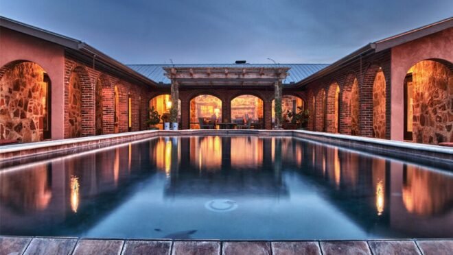 Bed and Breakfast in Mason Tres Lunas Resort