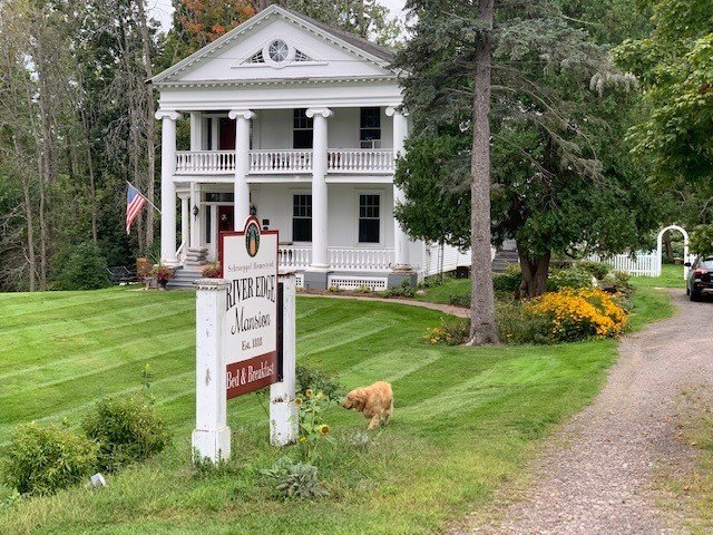 Bed and Breakfast in Pennellville River Edge Mansion Bed and Breakfast