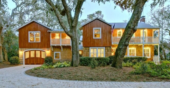 Bed and Breakfast in St Simons Island The Grey Owl Inn