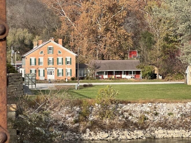 Bed and Breakfast in Keosauqua Mason House Inn Bed & Breakfast Bed and Breakfast in Keosauqua Mason House Inn Bed & Breakfast