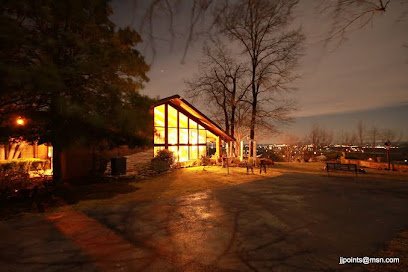 The Secret Bed & Breakfast Lodge is a charming inn