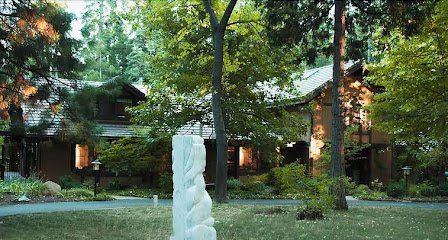 Harmony Ridge Lodge, a bed and breakfast located in Nevada City, California