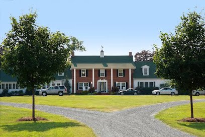 The Inn at Huntingfield Creek and Getaway Cottages is a bed and breakfast located in Rock Hall, Maryland