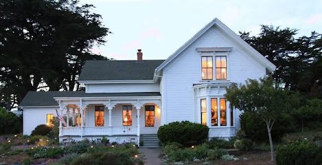 The Joshua Grindle Inn, a bed and breakfast located in Mendocino, California
